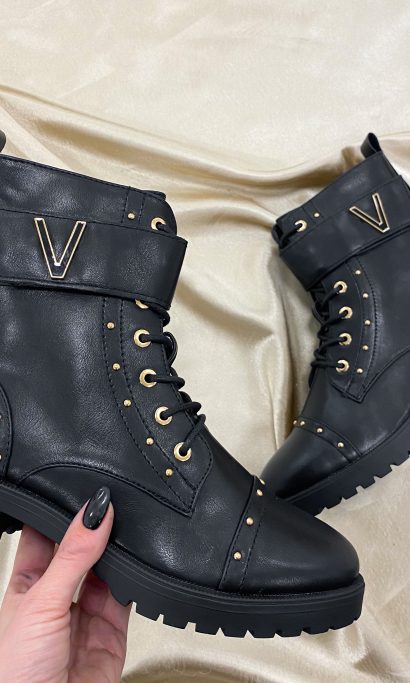 Mila boots black