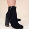 LAILA SUEDE HEELS BLACK