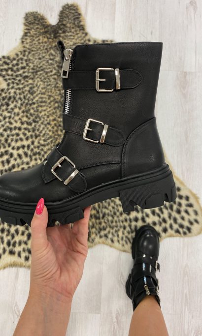 Dilla belted boots black