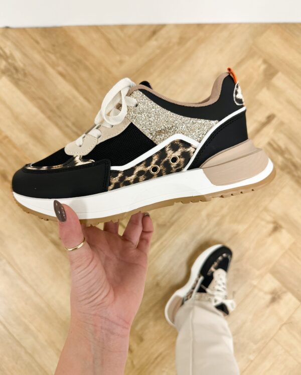 Jitske leo sneaker black