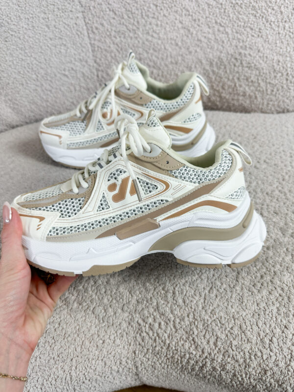 Claire sneaker beige